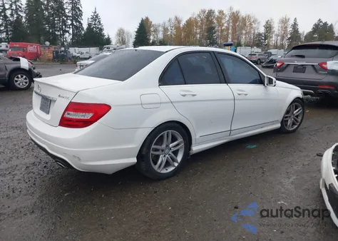 2014 Mercedes-Benz C 300 Luxury 4Matic/Sport 4Matic from USA, damaged, VIN WDDGF8AB7EA950312